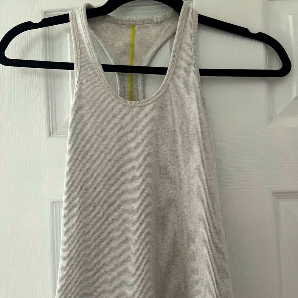 Lululemon tank top